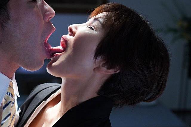 娘の婚約者に犯される巨乳母…禁断の肉欲に目覚め中出し連発の背徳快楽堕ちラッシュ♡